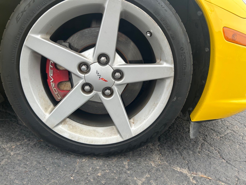 2006 Chevrolet Corvette Image 3