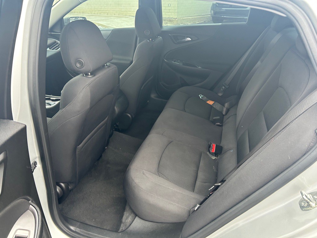 2021 Chevrolet Malibu Image 8