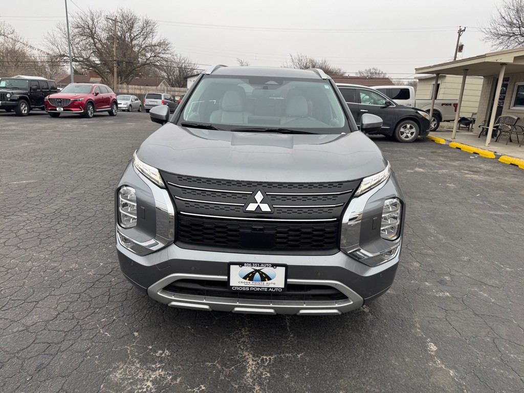 2023 Mitsubishi Outlander Image 4