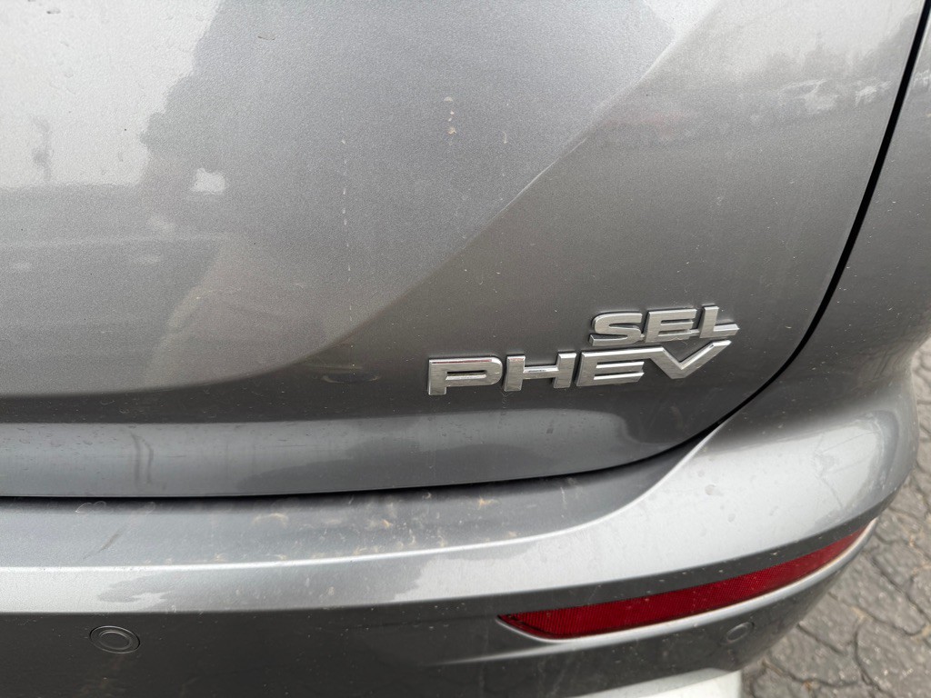 2023 Mitsubishi Outlander Image 9