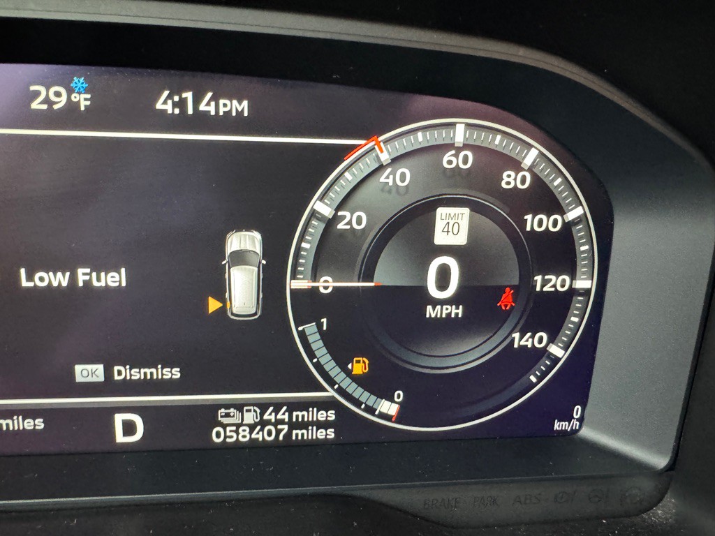 2023 Mitsubishi Outlander Image 11