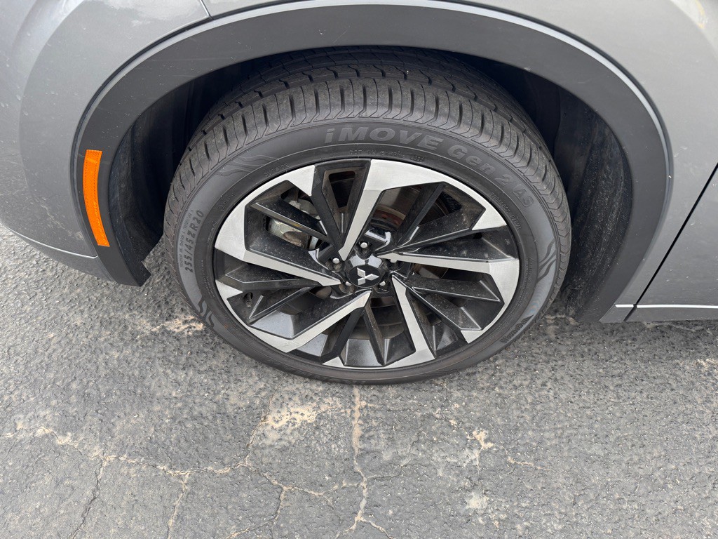 2023 Mitsubishi Outlander Image 22