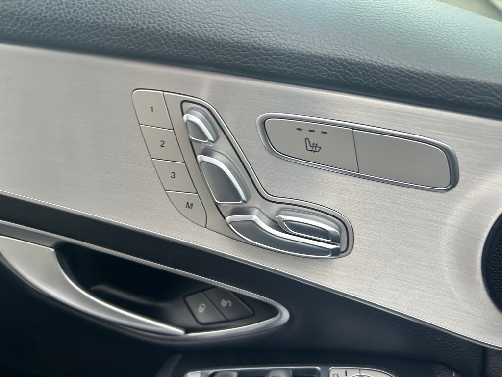 2018 Mercedes-Benz C-Class Image 15