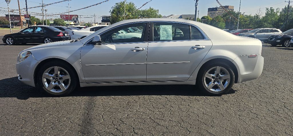 2010 Chevrolet Malibu Image 4