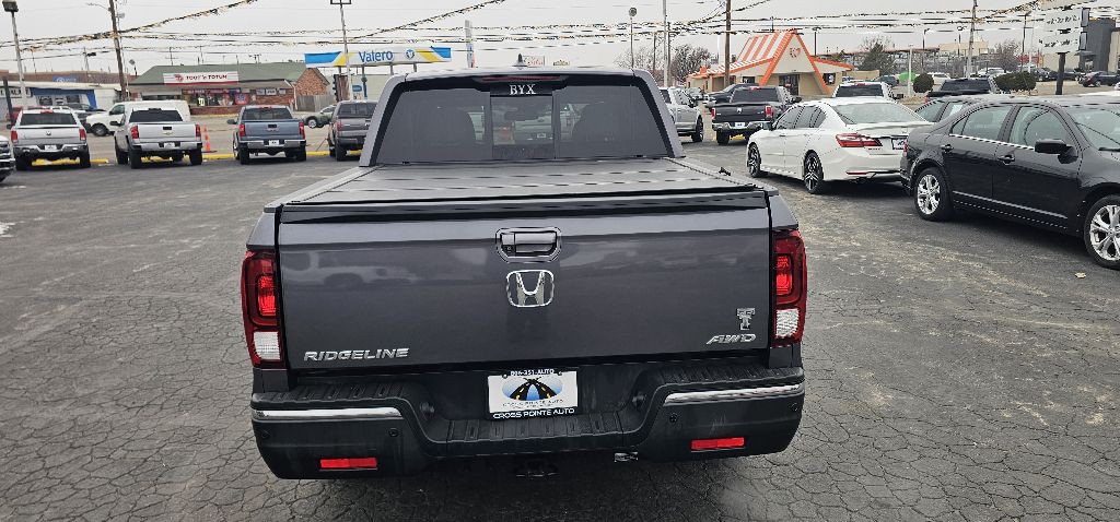 2019 Honda Ridgeline Image 5