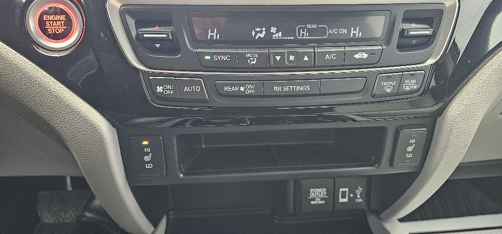 2019 Honda Ridgeline Image 11