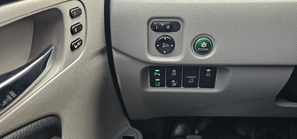 2019 Honda Ridgeline Image 15