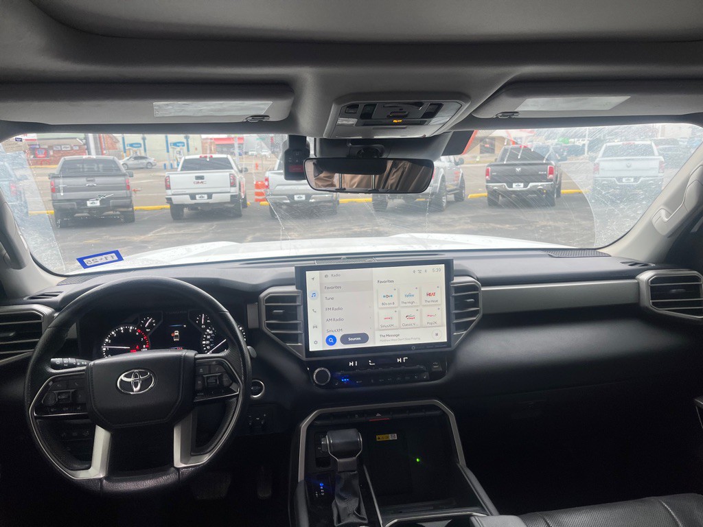2023 Toyota Tundra Image 10
