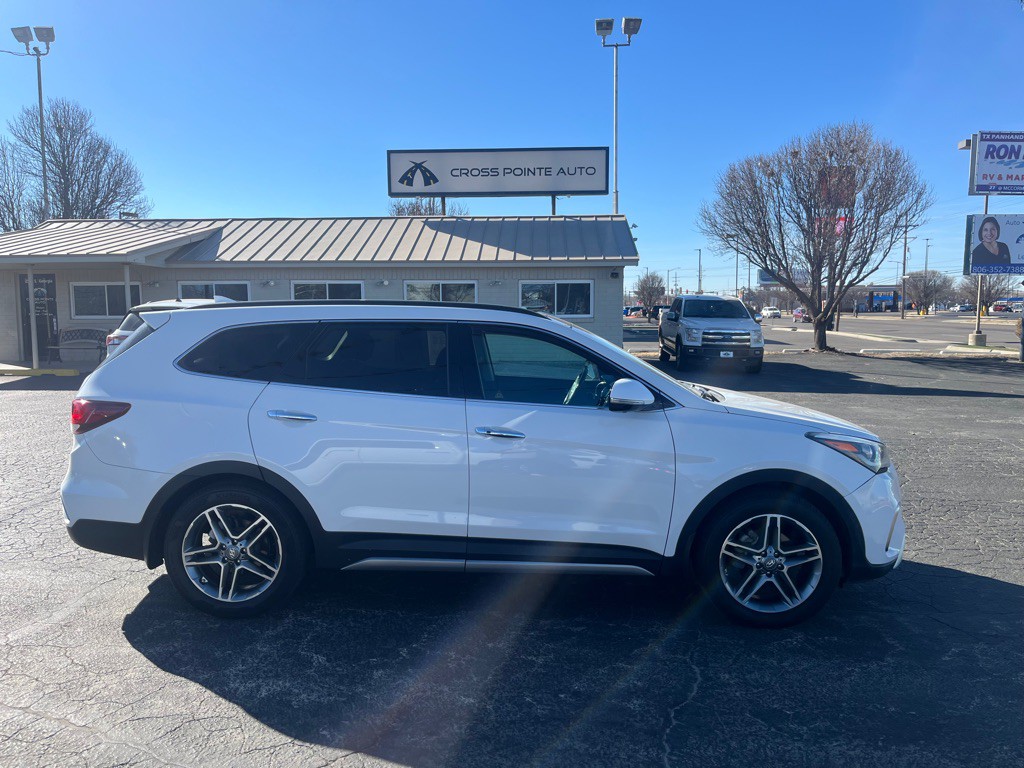 2019 Hyundai Santa Fe Image 1