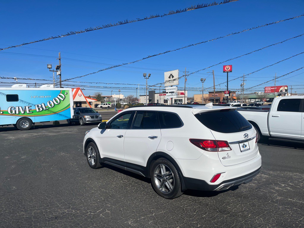 2019 Hyundai Santa Fe Image 6