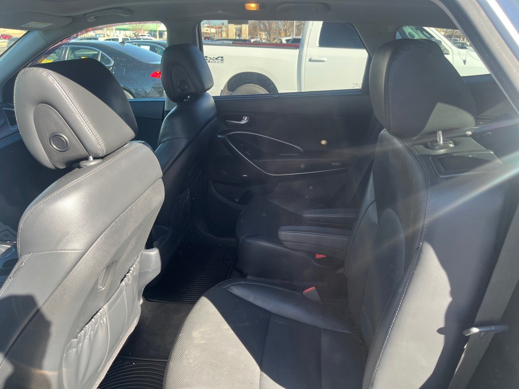 2019 Hyundai Santa Fe Image 9