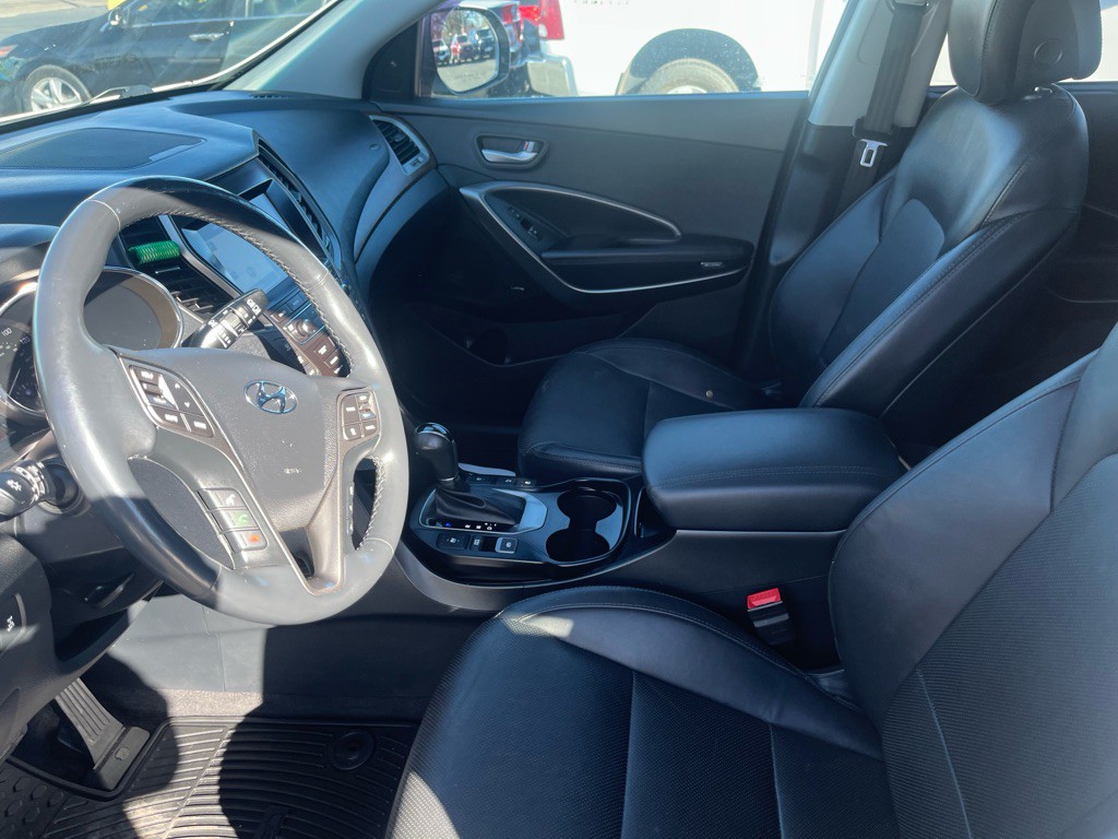 2019 Hyundai Santa Fe Image 11