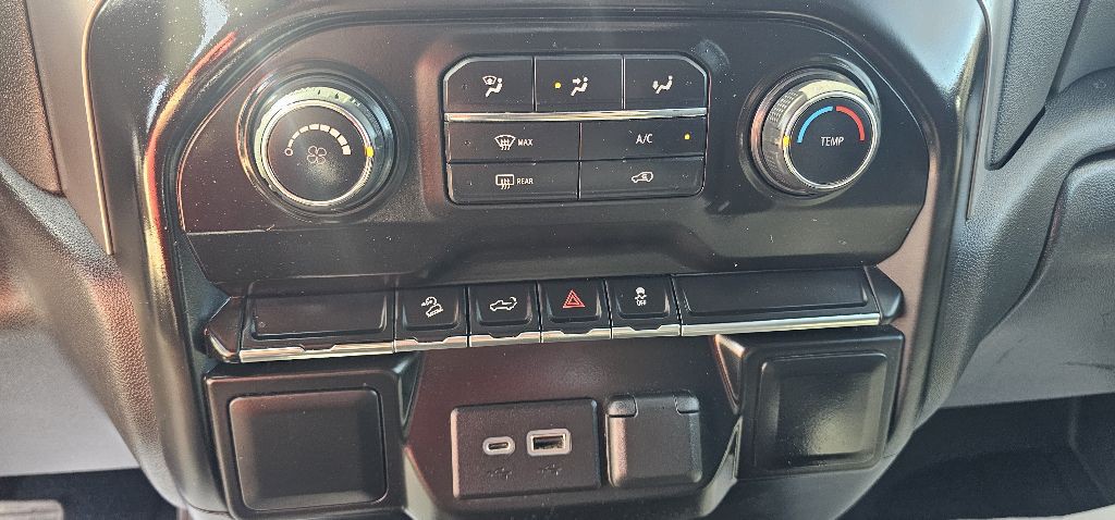 2021 Chevrolet Silverado 1500 Image 12