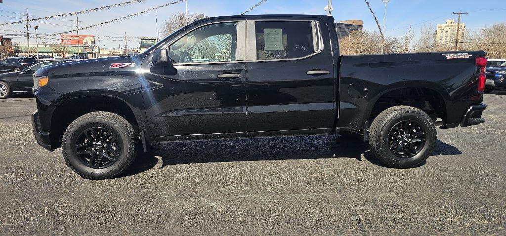 2021 Chevrolet Silverado 1500 Image 1