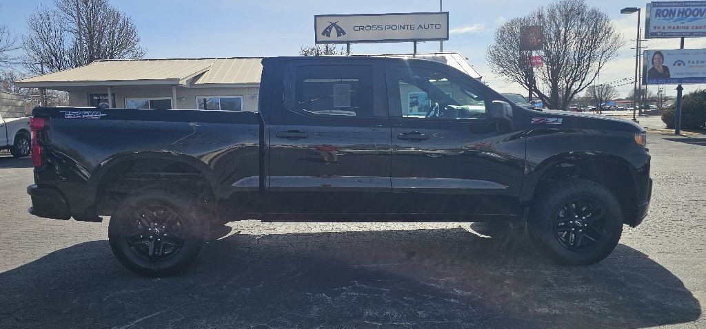 2021 Chevrolet Silverado 1500 Image 3