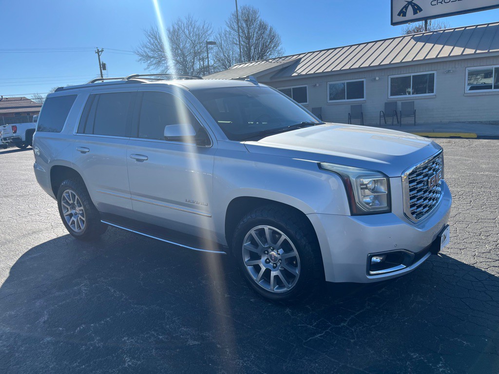2018 GMC Yukon Image 2
