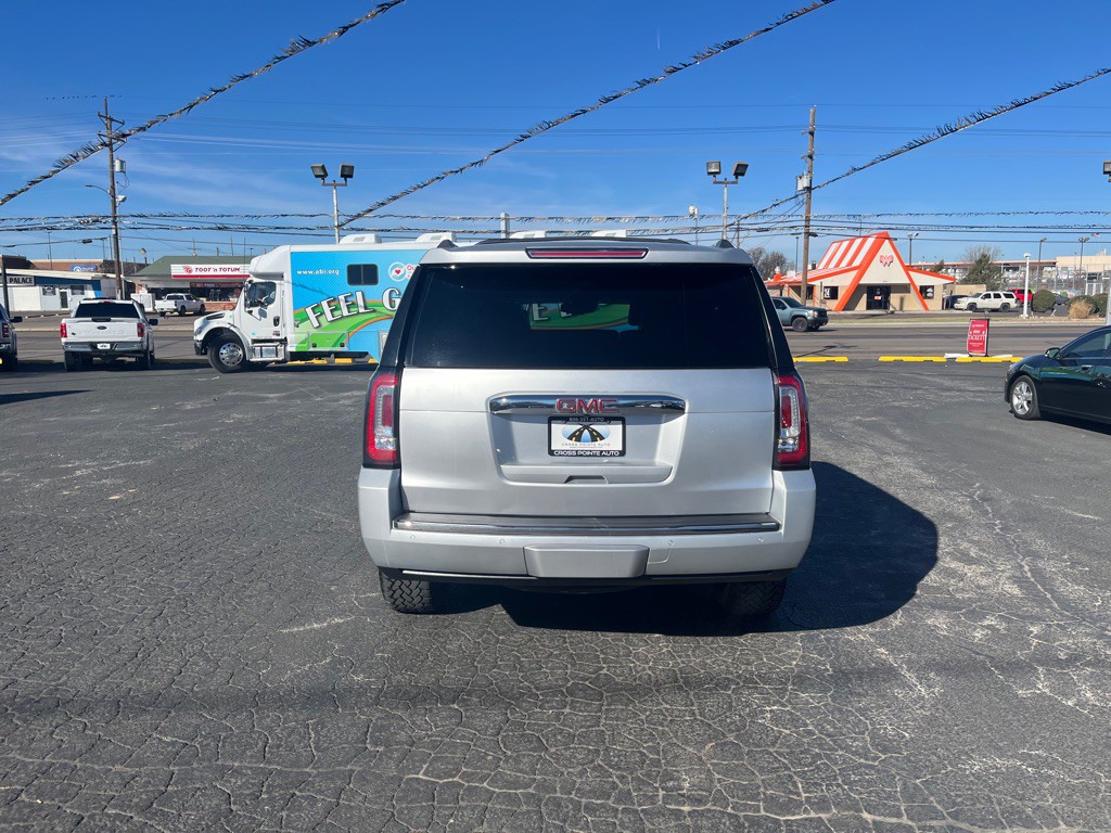2018 GMC Yukon Image 7