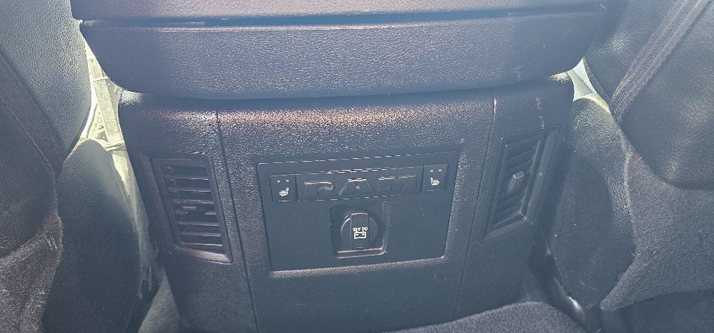 2017 RAM 2500 Image 6