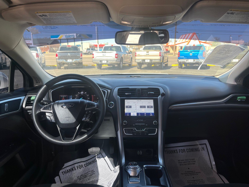 2020 Ford Fusion Image 10