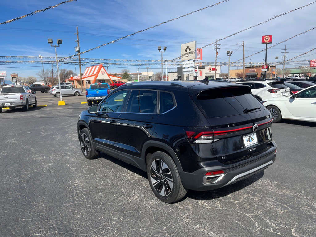 2025 Volkswagen Taos Image 6