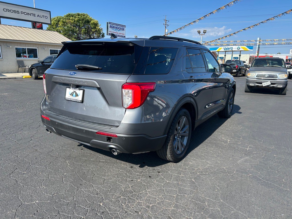 2021 Ford Explorer Image 8