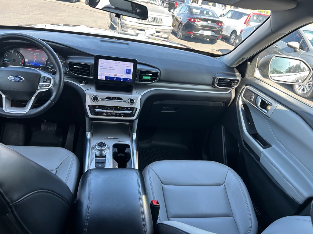 2021 Ford Explorer Image 13