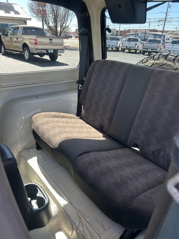 2005 Jeep Wrangler Image 9