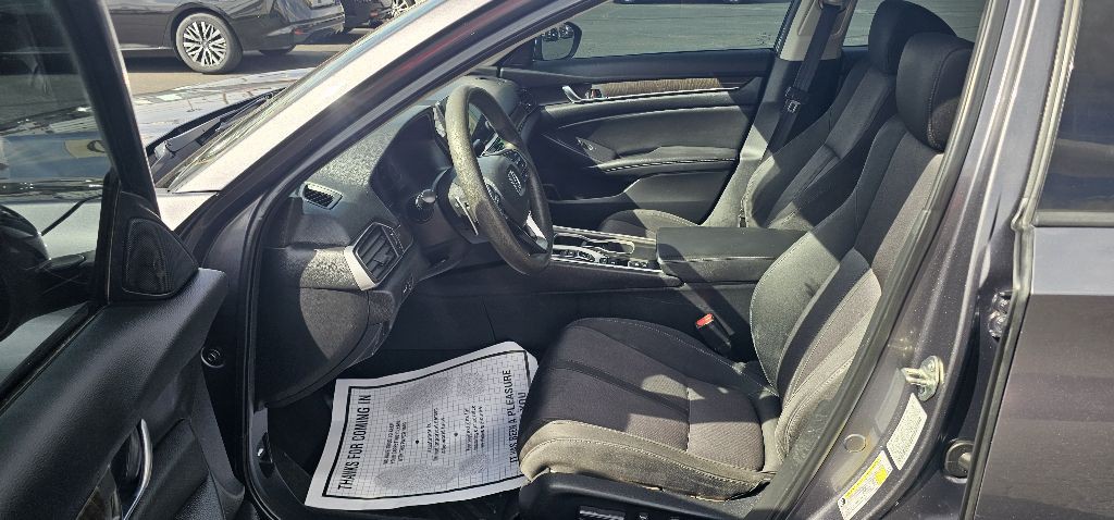 2019 Honda Accord Image 10