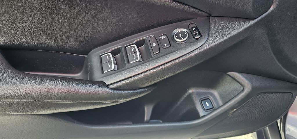 2019 Honda Accord Image 11