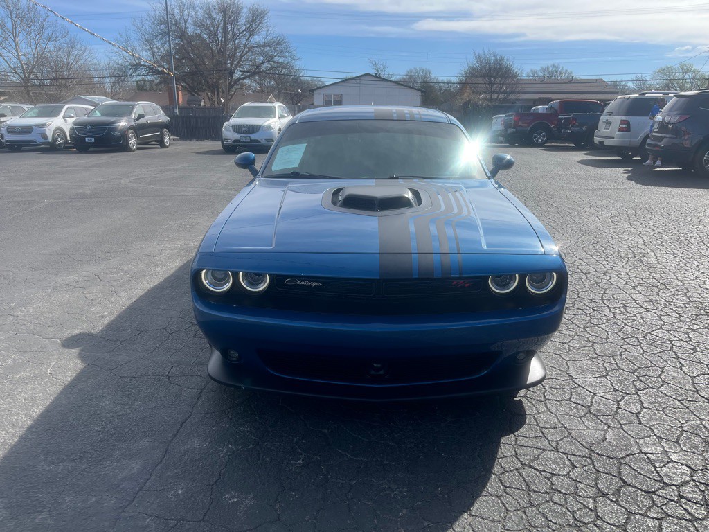 2022 Dodge Challenger Image 3