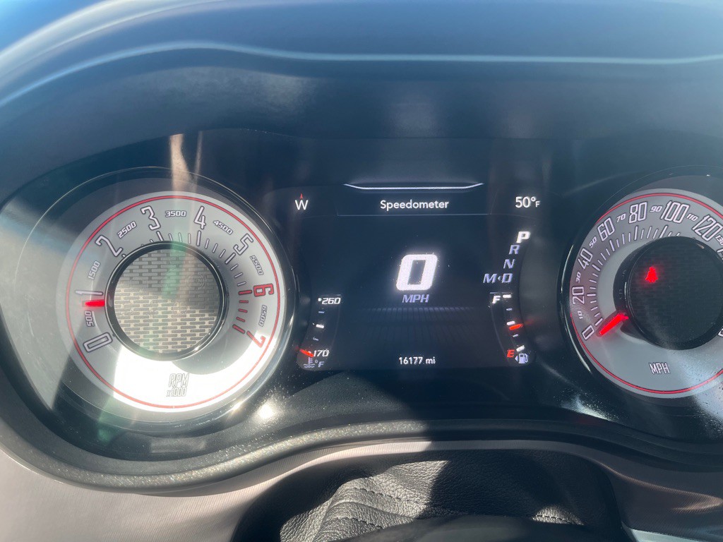 2022 Dodge Challenger Image 12