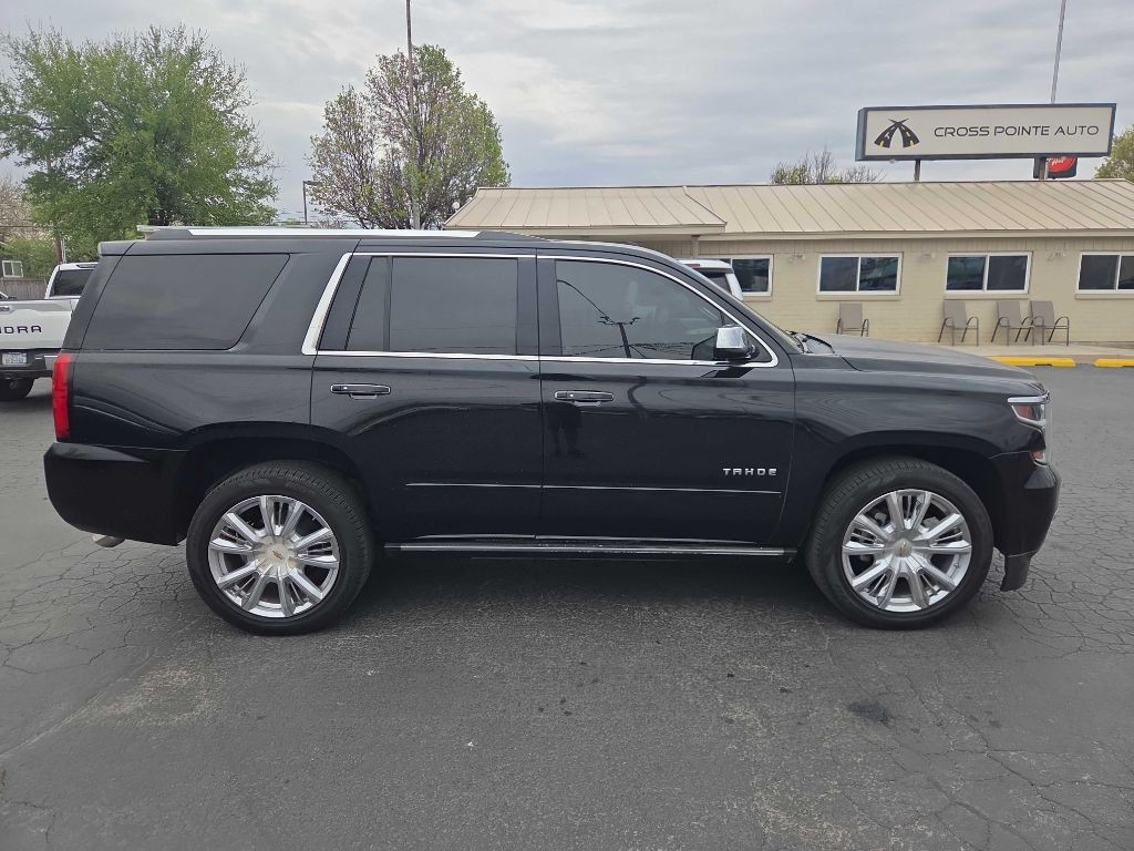 2017 Chevrolet Tahoe Image 2
