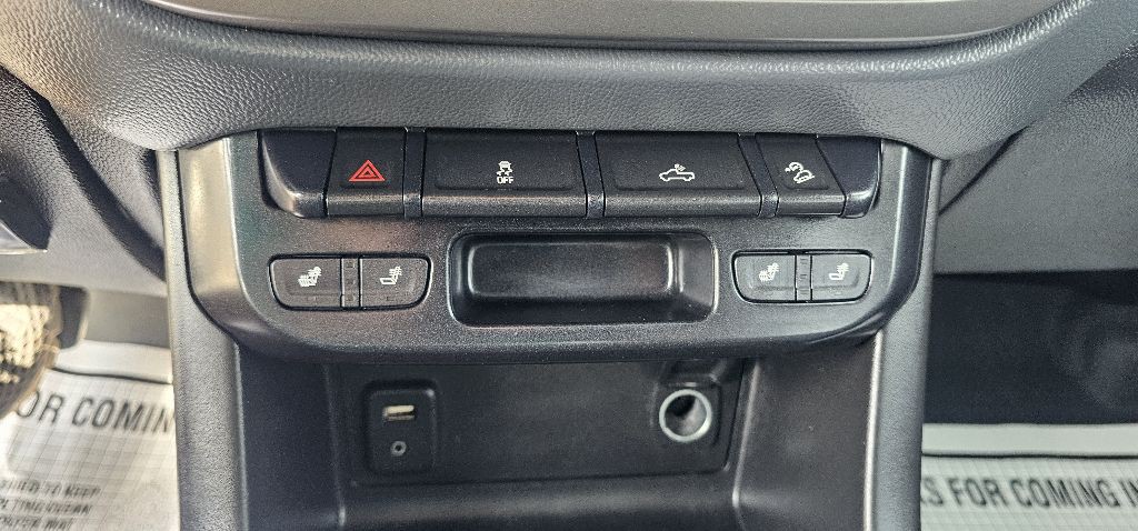 2015 Chevrolet Colorado Image 9