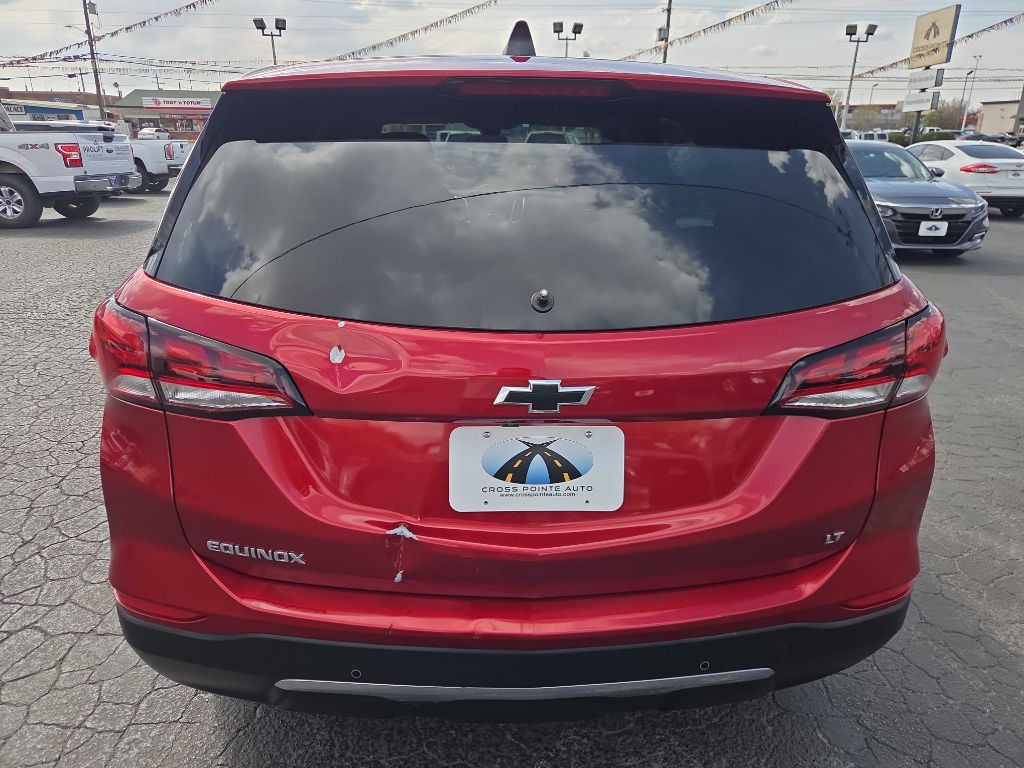 2022 Chevrolet Equinox Image 2