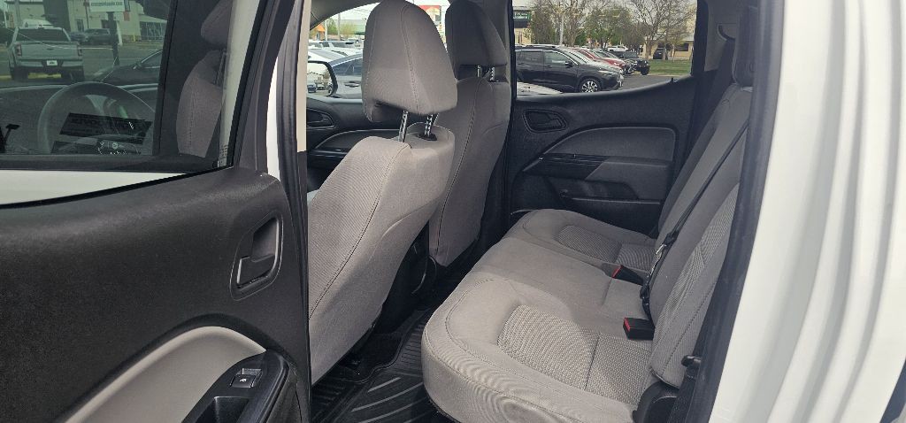 2016 GMC Canyon Image 3