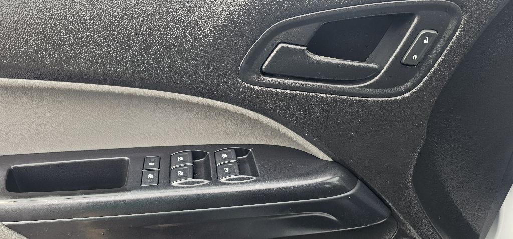 2016 GMC Canyon Image 7