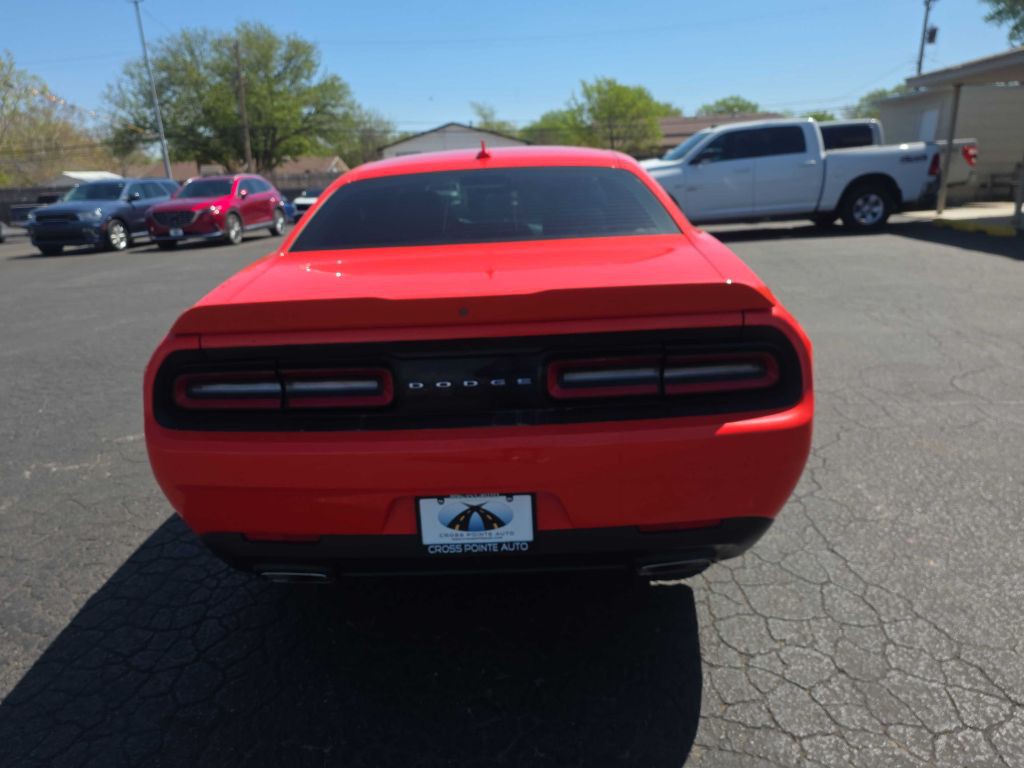 2018 Dodge Challenger Image 7
