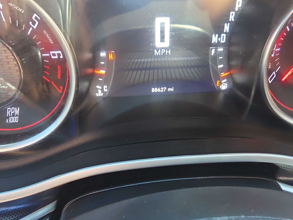 2018 Dodge Challenger Image 16