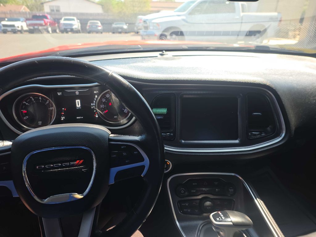 2018 Dodge Challenger Image 17