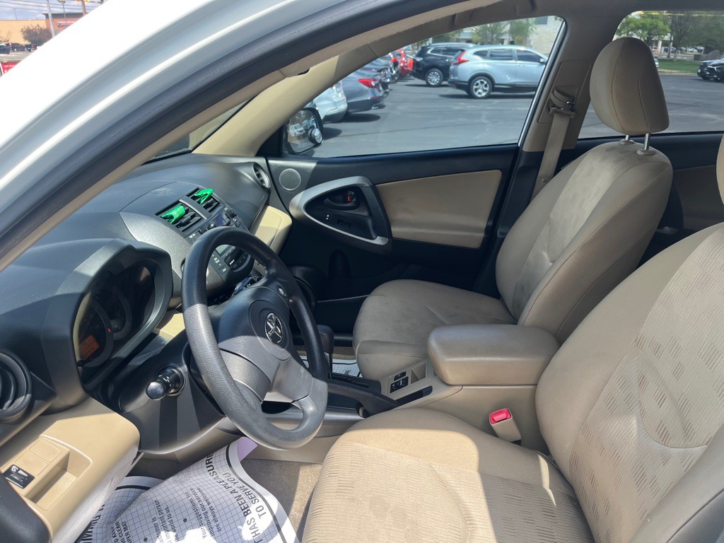 2010 Toyota Rav4 Image 12