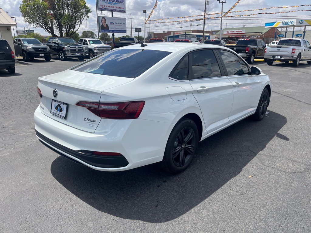 2024 Volkswagen Jetta Image 8