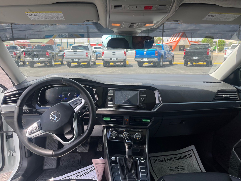 2024 Volkswagen Jetta Image 11