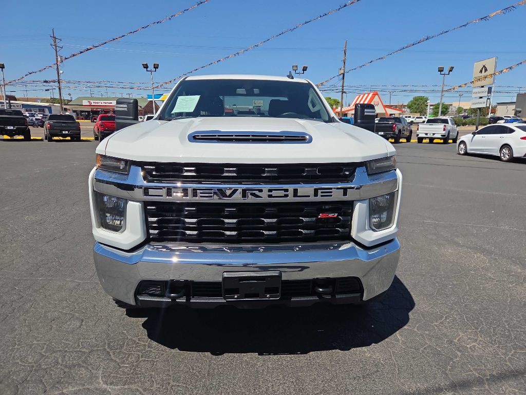 2021 Chevrolet Silverado 1500 Image 3