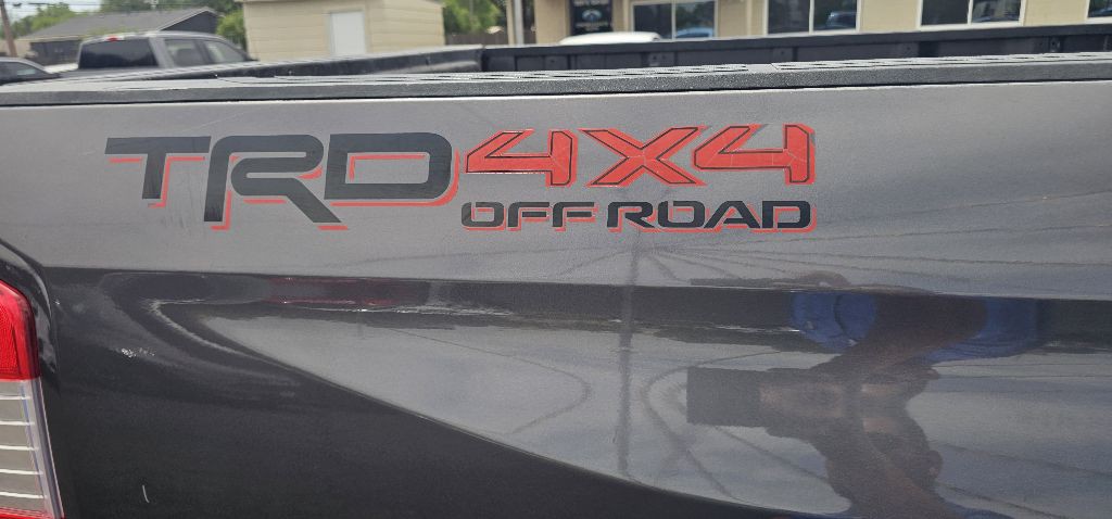 2015 Toyota Tundra Image 3