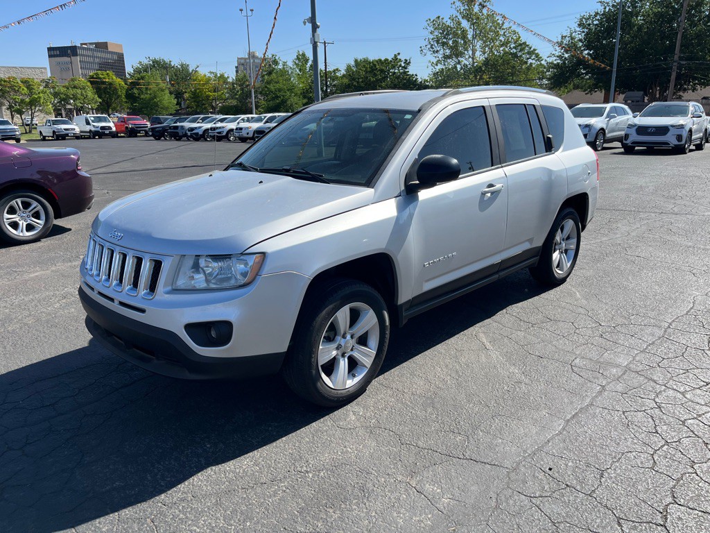2012 Jeep Compass Image 4