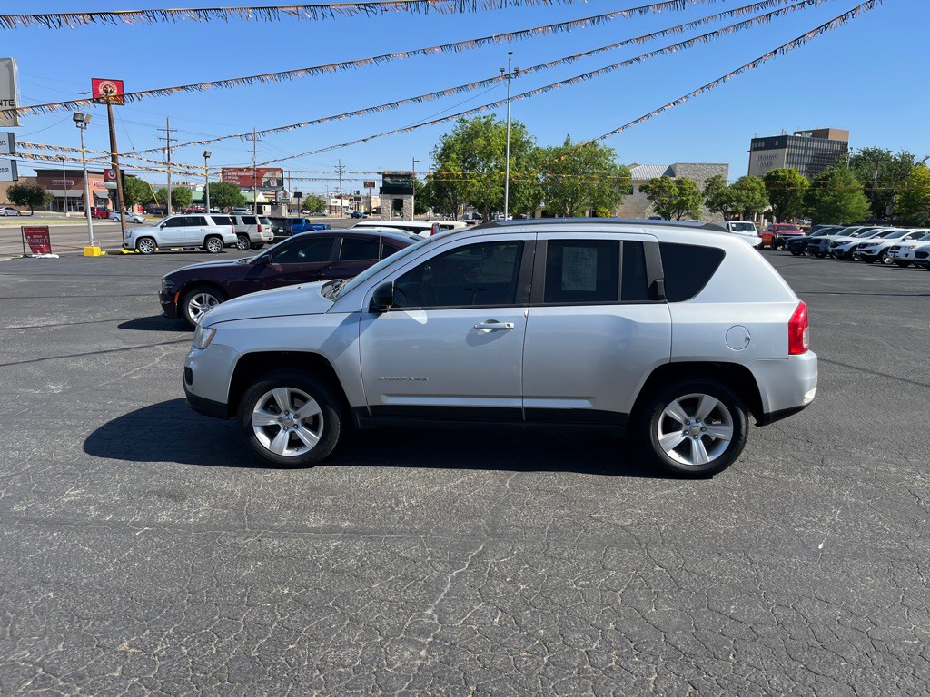 2012 Jeep Compass Image 5