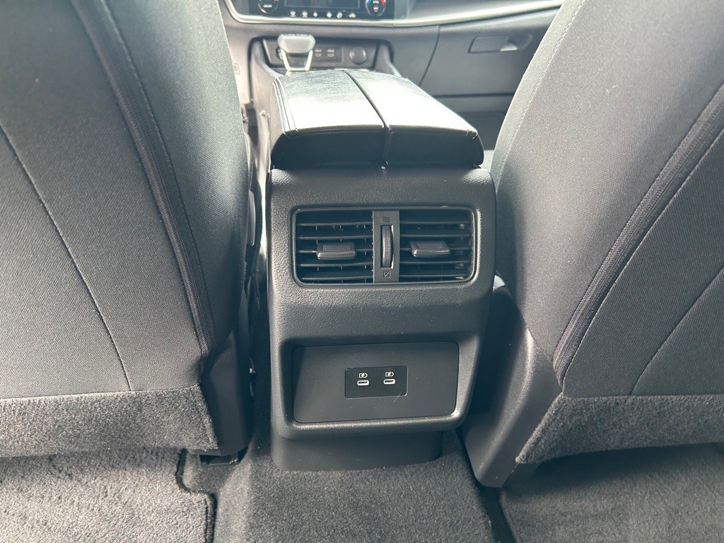 2024 Nissan Rogue Image 12