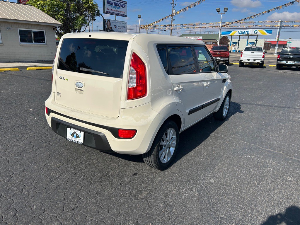 2013 Kia Soul Image 8