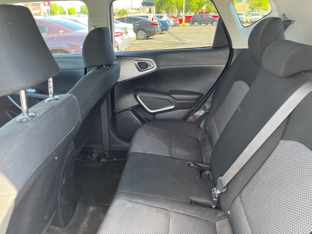 2022 Kia Soul Image 9
