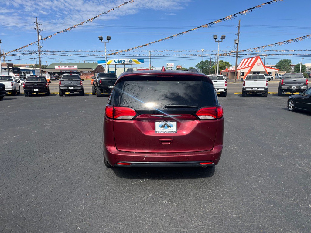 2020 Chrysler Pacifica Image 7